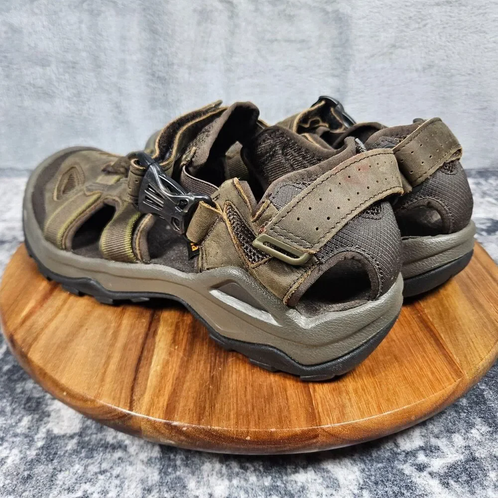 Teva Omnium 2 Sandals Men’s Size 9 Brown Leather Fisherman Hiking Shoes 1019179